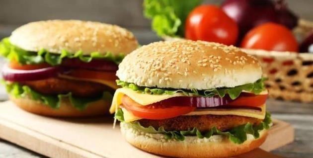 孩子|孩子不长个?这3种食物会消耗体内的钙,不要再给孩子吃了!