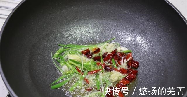 炒酸辣土豆丝，掌握放醋时间是关键，做对了随便炒也好吃！