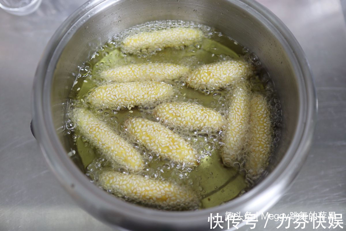 面团|用南瓜糯米做的3款小吃,还没出锅就流口水了,连老妈都没忍住