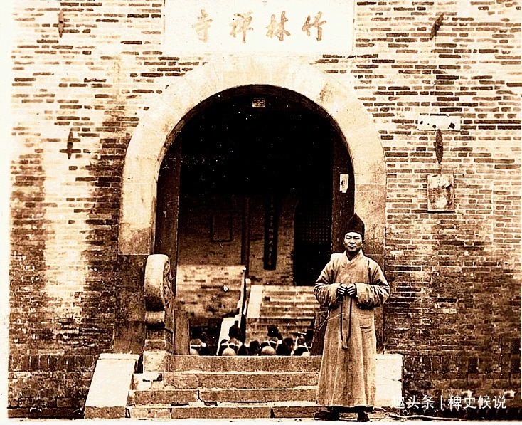 马寡妇#清代奇案寡妇貌美,寺中被人害死,鹦鹉报案伸冤,三个和尚斩首