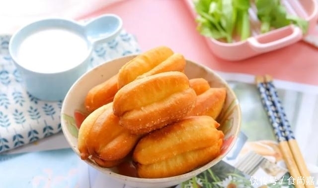 儿子馋它大半年,终于吃上了!蓬松香脆、味道纯正