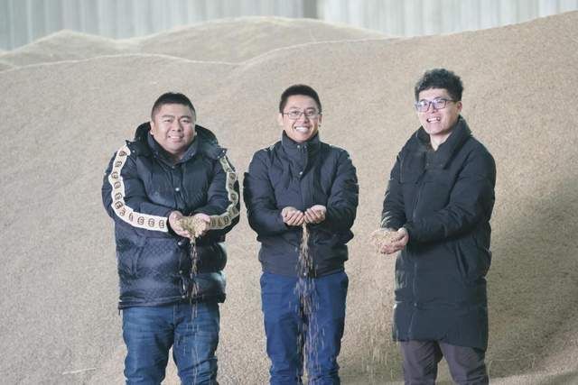 超励志！东北三兄弟把五常大米卖爆全国，年销近3个亿