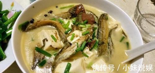 做法|吃泥鳅到底要不要去内脏?很多人不懂,大厨:这才是正确的做法
