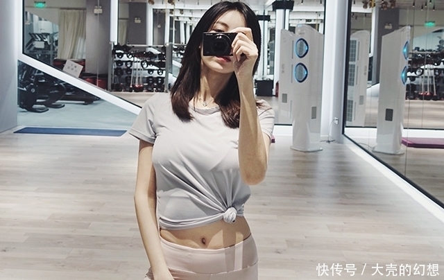 紧身|独特高雅的紧身打底裤美女,显得有品位!