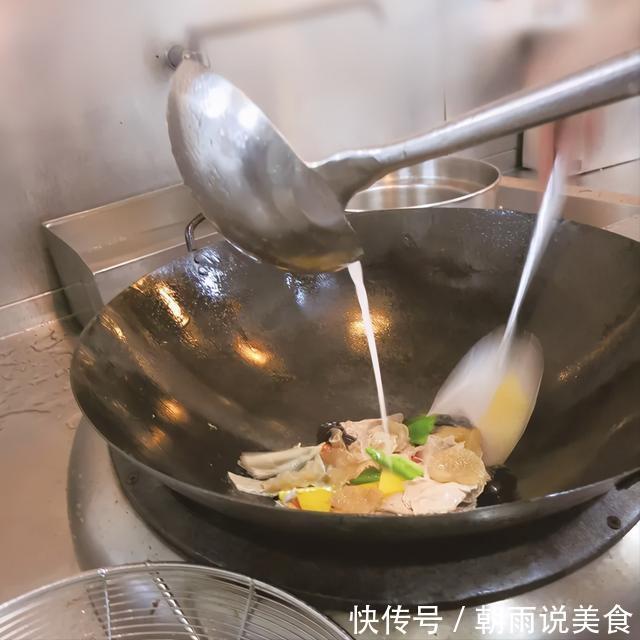 勾芡有什么作用分为哪些种类实际操作中有哪些方法和技巧