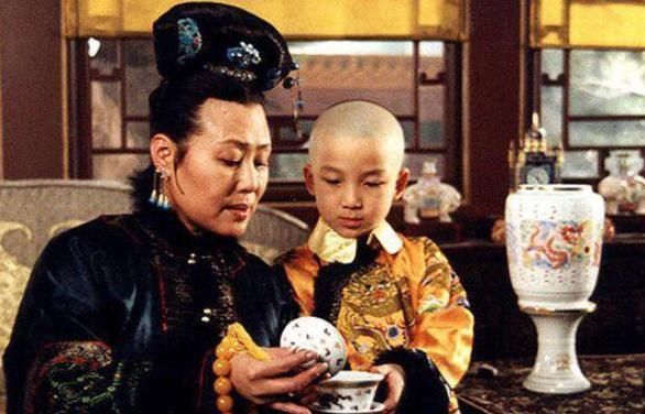 泄愤|清圣祖明明恨鳌拜入骨，为何最后却不杀他泄愤呢？