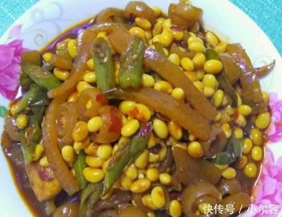 几道东北农家小菜分享给大家，营养丰富，好吃不贵，在家轻松搞定