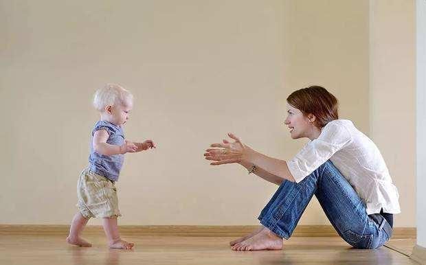 宝妈|孩子学走路要不要买学步鞋?小鞋子大讲究,宝妈要懂这些硬知识