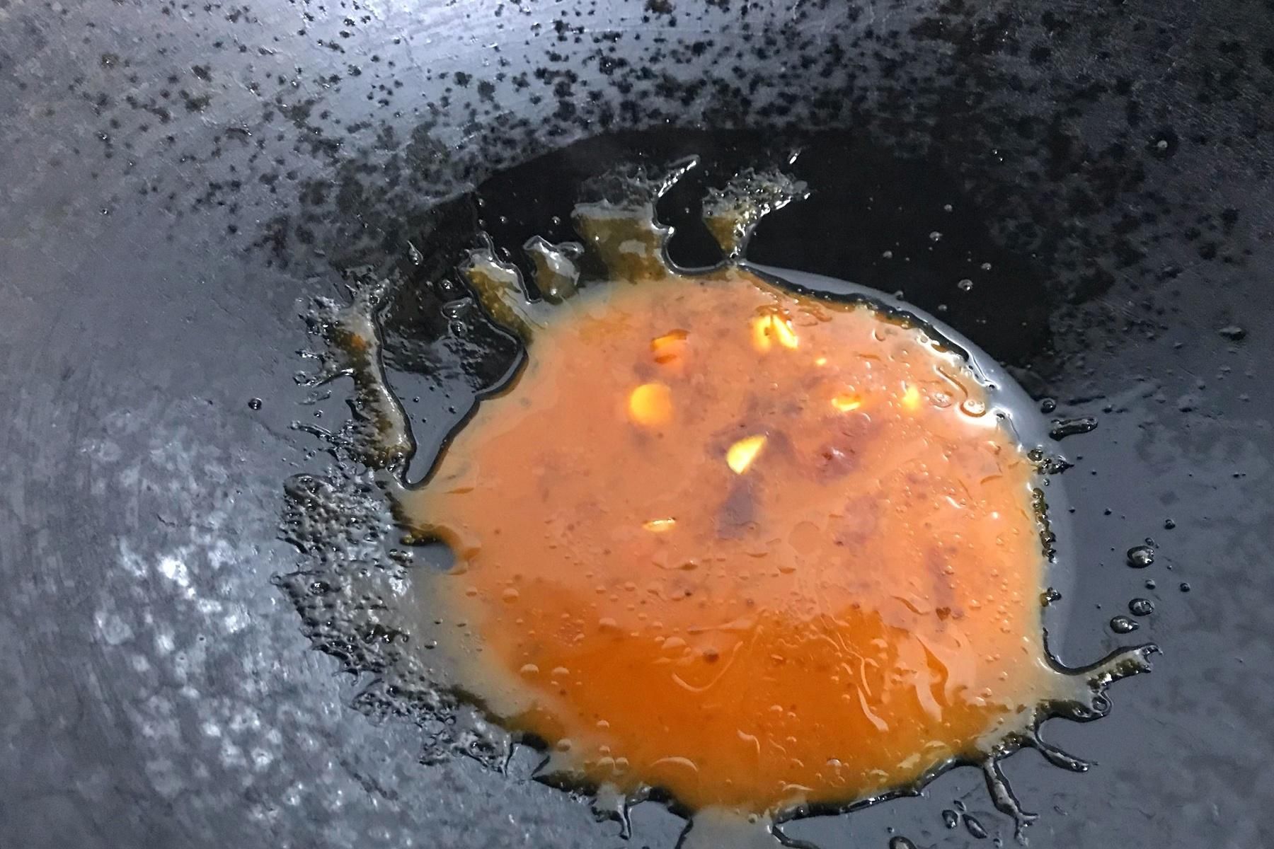 白砂糖|糖醋茄子好吃有诀窍，学会这做法，酸甜酥脆不油腻，比排骨还香