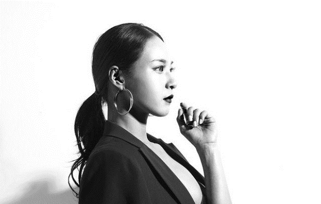 强壮|辣妈健身房撸铁多年肌肉强壮,自律的人实在是太强悍了!