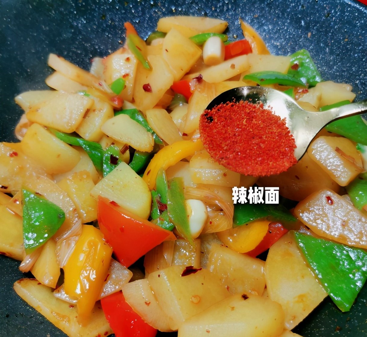  土豆块这样做，配米饭简直不要太爽