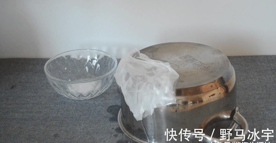 小窍门|不锈钢锅发黄了, 只需一张纸, 教你轻松巧洗白, 家家户户都用得到