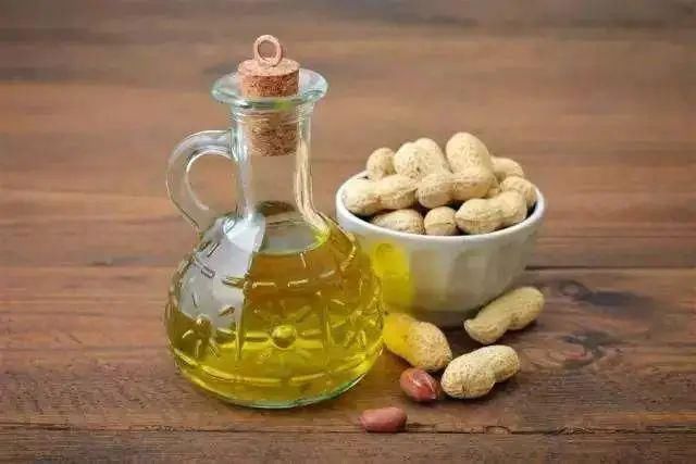 菜籽油|玉米油、菜籽油、花生油区别竟然这么大,千万别再用错了