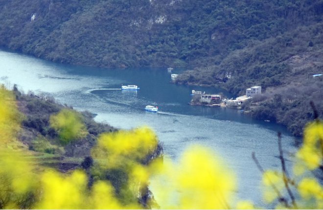 老年|黔西：水清河畅岸绿景美迎客来