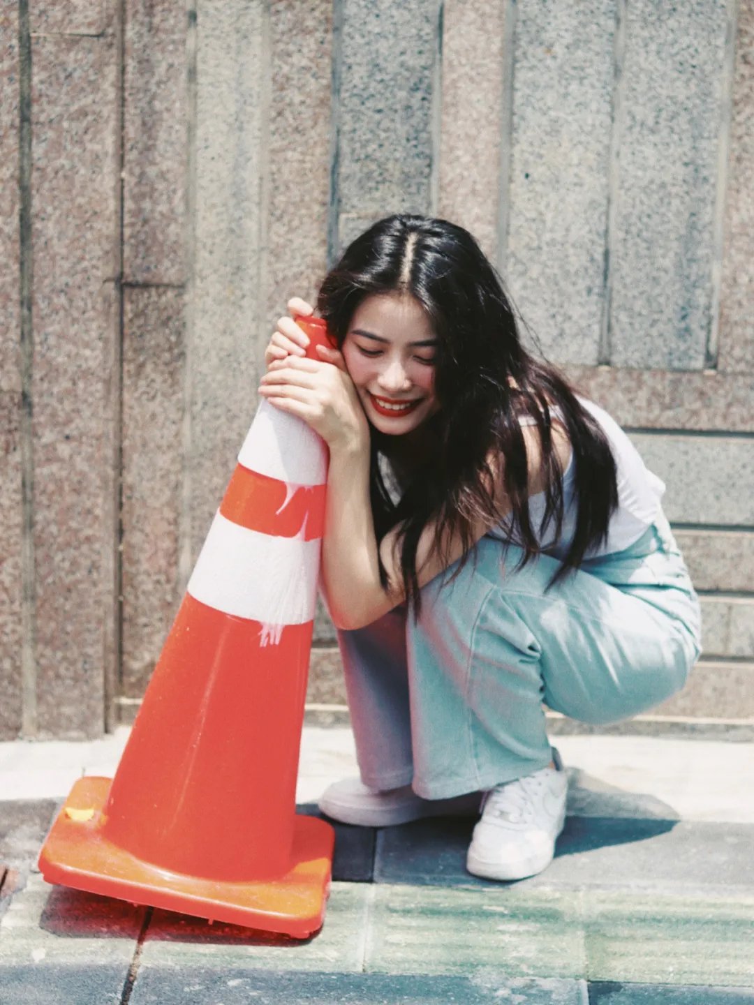 粗腿|今秋流行的几条裤子！小个子穿显高，粗腿穿显瘦