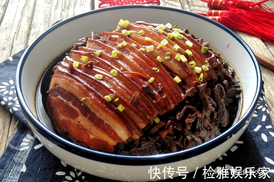 除夕餐桌上超抢手的几道菜，香浓不腻特好吃，佐酒下饭太美味了！