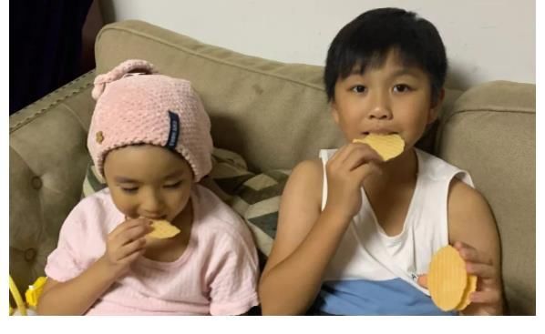 小豪|8岁小孩出现贫血,两年不长个,儿科医师提醒:家长多给孩子补铁