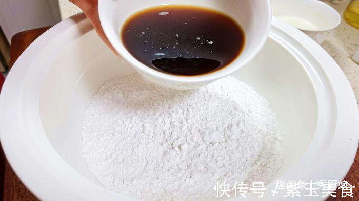 气色|春季，此食材女性要常吃，手脚暖和气色好，加一物一拌一蒸，真香