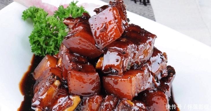  百叶|红烧肉是一道非常有家乡味道的菜，可以去做给自己的父母尝一下