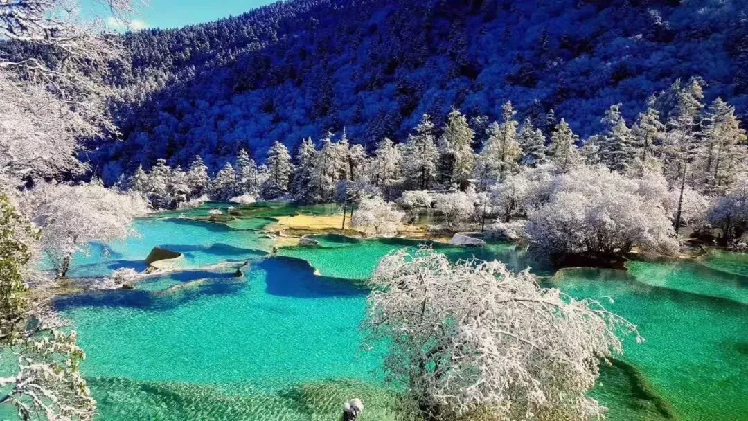 雪山群|推窗见雪山，梦幻秘境胜九寨，你心醉的天堂