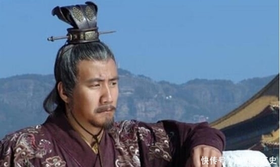 上联|朱元璋出了6字上联，大臣对出后，当场被乱棍打死