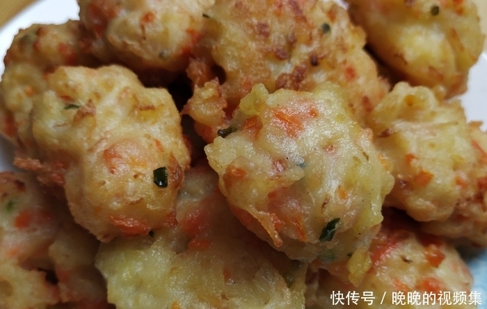 油炸素丸的简单做法,外酥里嫩,鲜香营养,不错的家常美食