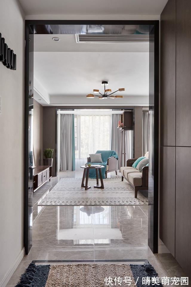 简约|越来越多人喜欢横厅,看完她家,发现不是一般的大气,简约又高级