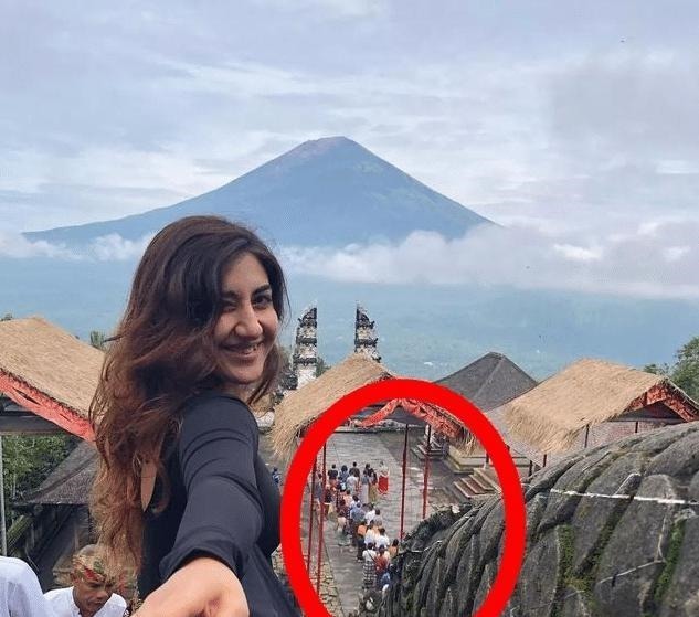 兴冲冲跑去巴厘岛网红景点天堂之门拍美照