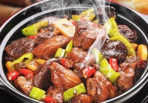  身边最普通、最家常的菜，家家户户一年四季都在吃，味美飘香