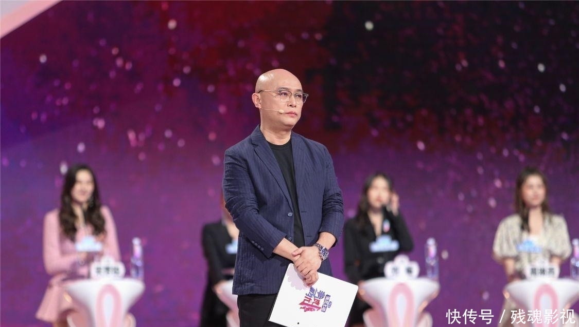 嘉宾|真正的爱情会让人更自信,今晚《非诚勿扰》这一声爆灯太动人!