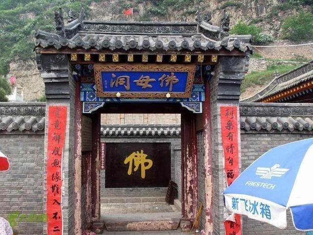 到五台山旅游,参观寺庙群按什么顺序,去哪几个寺庙我告诉你