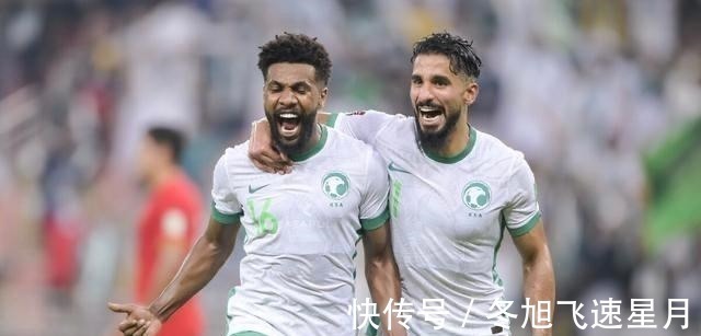 国足|5-1!亚洲劲旅暴走,将6进世界杯,梅西姆巴佩约战国足,李铁难堪