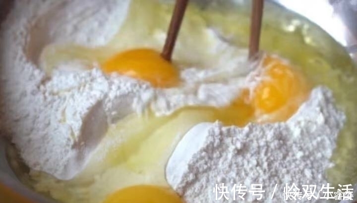 它是我家最受欢迎的面食,我一周做3回,回回吃干净,还嫌做得少