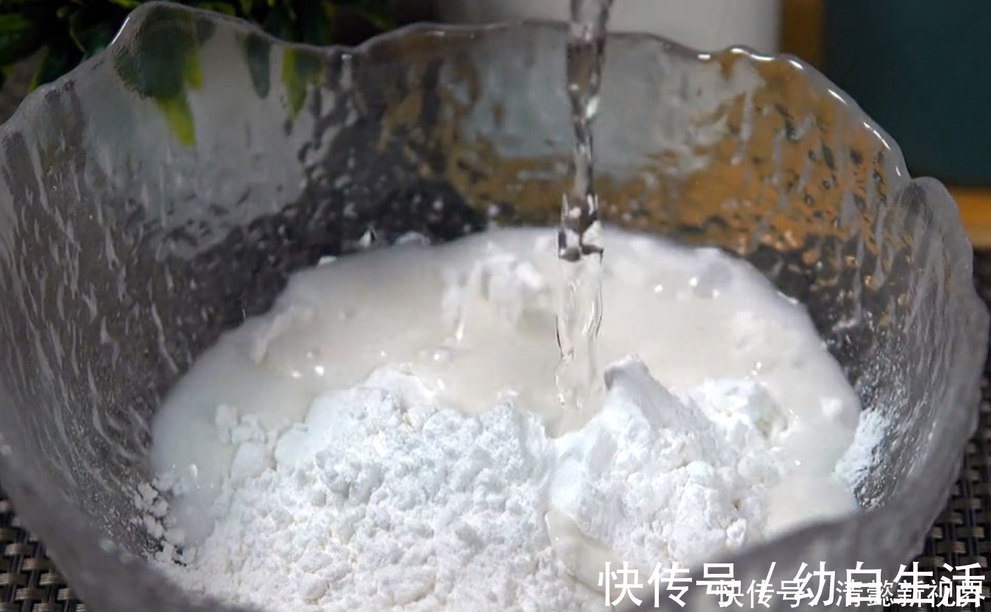 老左|锅包肉家庭版做法,酸甜酥脆不回软,在家也能做出饭店的味道