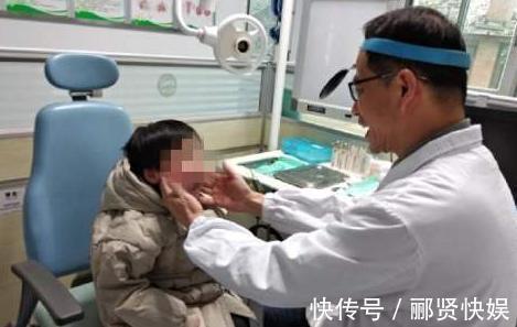 胶水|儿子误拿胶水滴眼睛,宝妈用30秒保住了娃眼睛,医生饭碗不保了