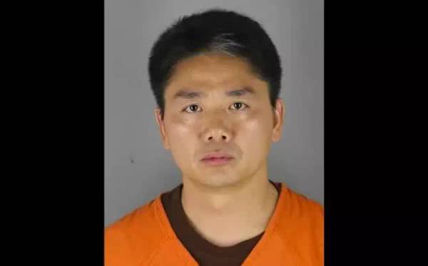 警方|刘强东案149页警方档案公布，律师从一开始他就是无辜的