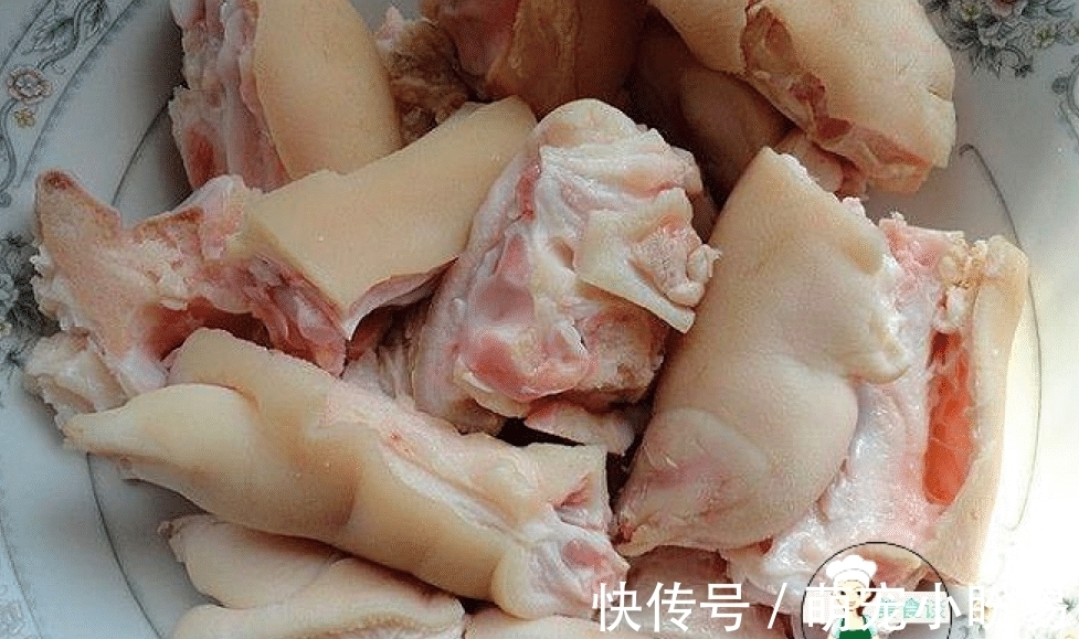 天冷，遇到此肉别手软，比排骨便宜，比牛肉温和，炖一锅滋补馋人