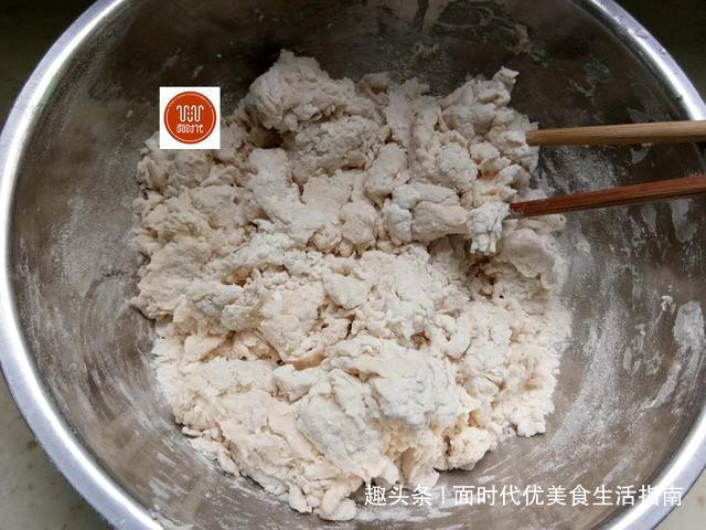 家常烙饼最简单的方法，多加这一步，又软又薄，一分钟烙一张！