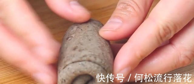 黑芝麻|平时别忘了多给孩子吃它,富含钙,加这几样简单一做,补脑长高个!