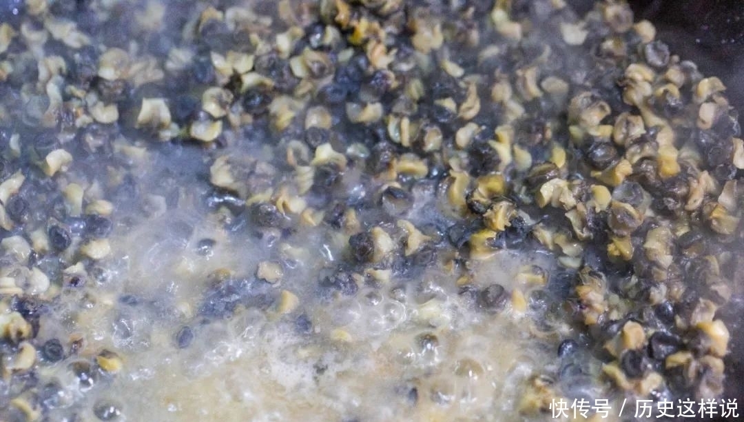 这两个最麻烦的食材,炒在一起真是绝配