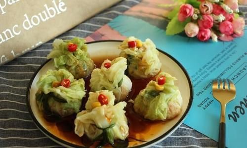 今天分享10种大虾的做法，简单好做，系一个好看的结，春节宴客绝对有档次