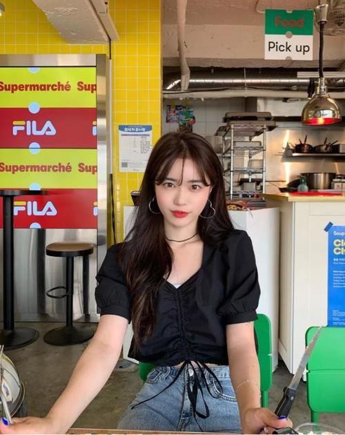 每个脸型都有适合的耳环类型，戴对款式提升气质，教你4种戴法