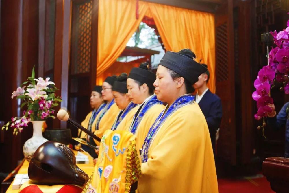 桃木|道教法器中桃木为何最受人喜爱,有何神威呢?