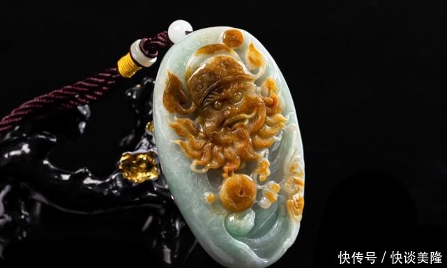 翡翠|天道有轮回——钟馗捉鬼翡翠雕刻