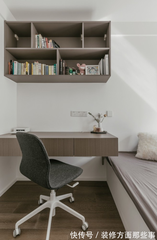 阳台上|97平北欧风设计，书房榻榻米合二为一太实用了