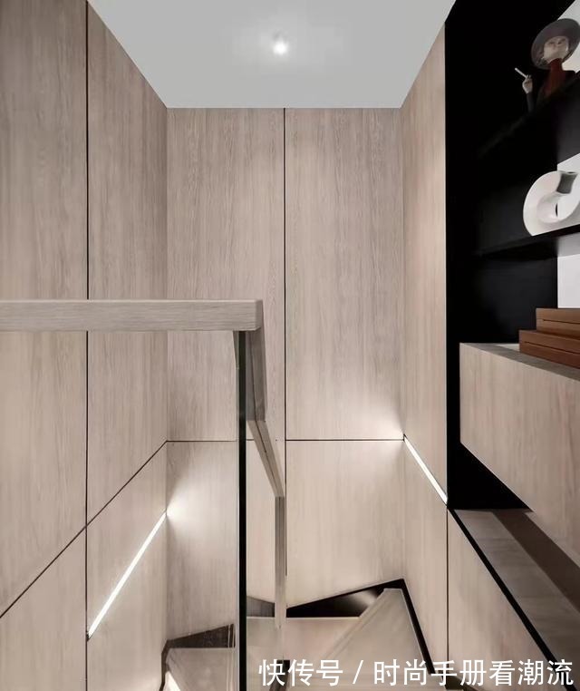 楼梯|独身女白领70㎡复式小公寓,两层设计都很迷人,被治愈了!