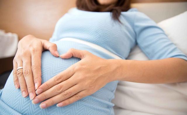 英子|怀孕的时候,为什么会感觉胎动的位置不同?如何了解胎儿情况