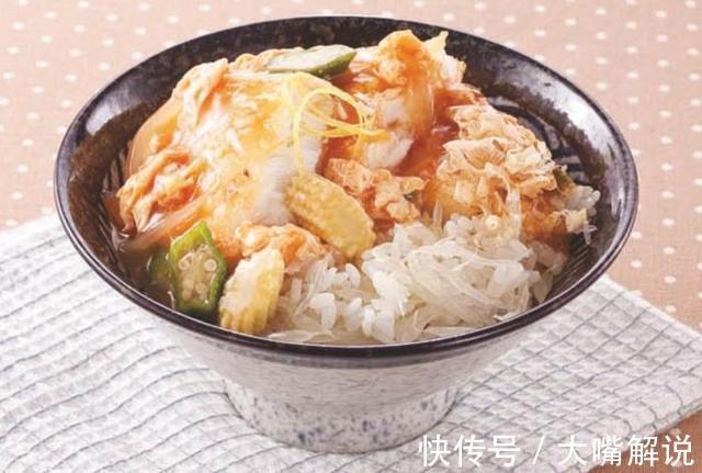 美食推荐干锅莲藕菜花，黑豆冰糖炖腐竹，蚕豆爆牛肉粒的做法