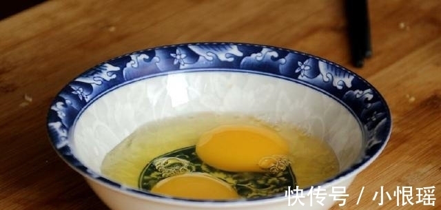 劲道|粉条最好吃的做法,我家隔三差五做一次,劲道爽滑,上桌就扫光