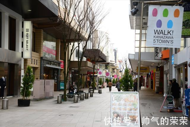 商店|为什么日本的实体店如此发达，但是电商网购却很落后呢